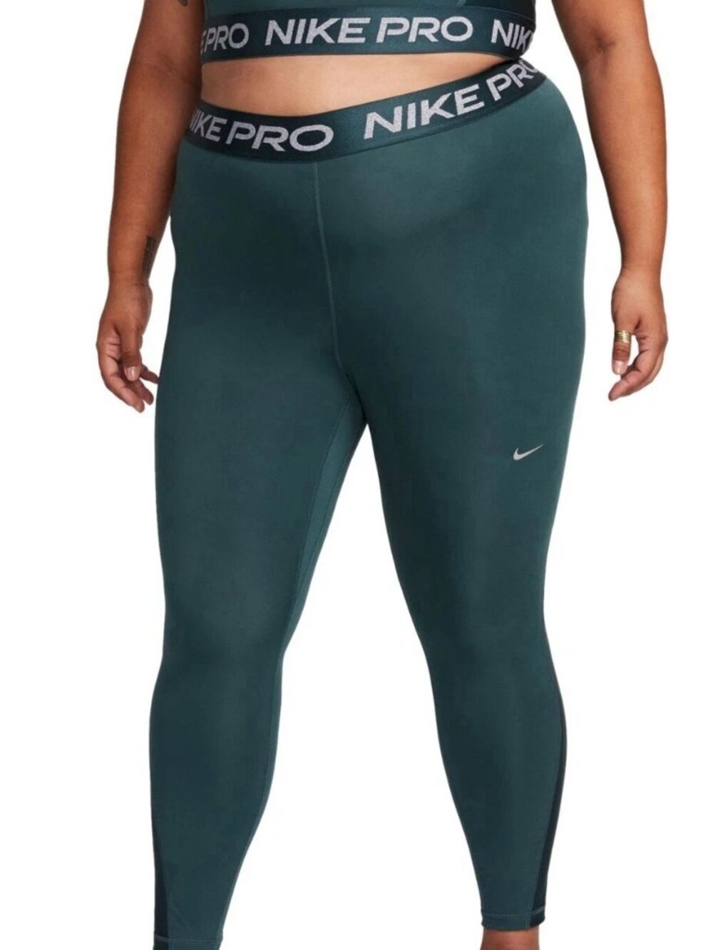 **NWT Nike pro training women leggings 7/8 length Size 3X